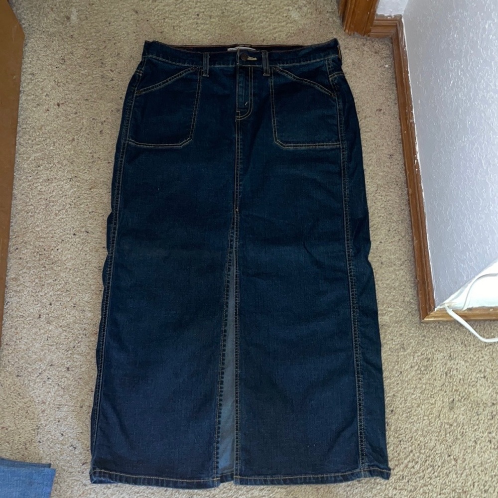 skirt